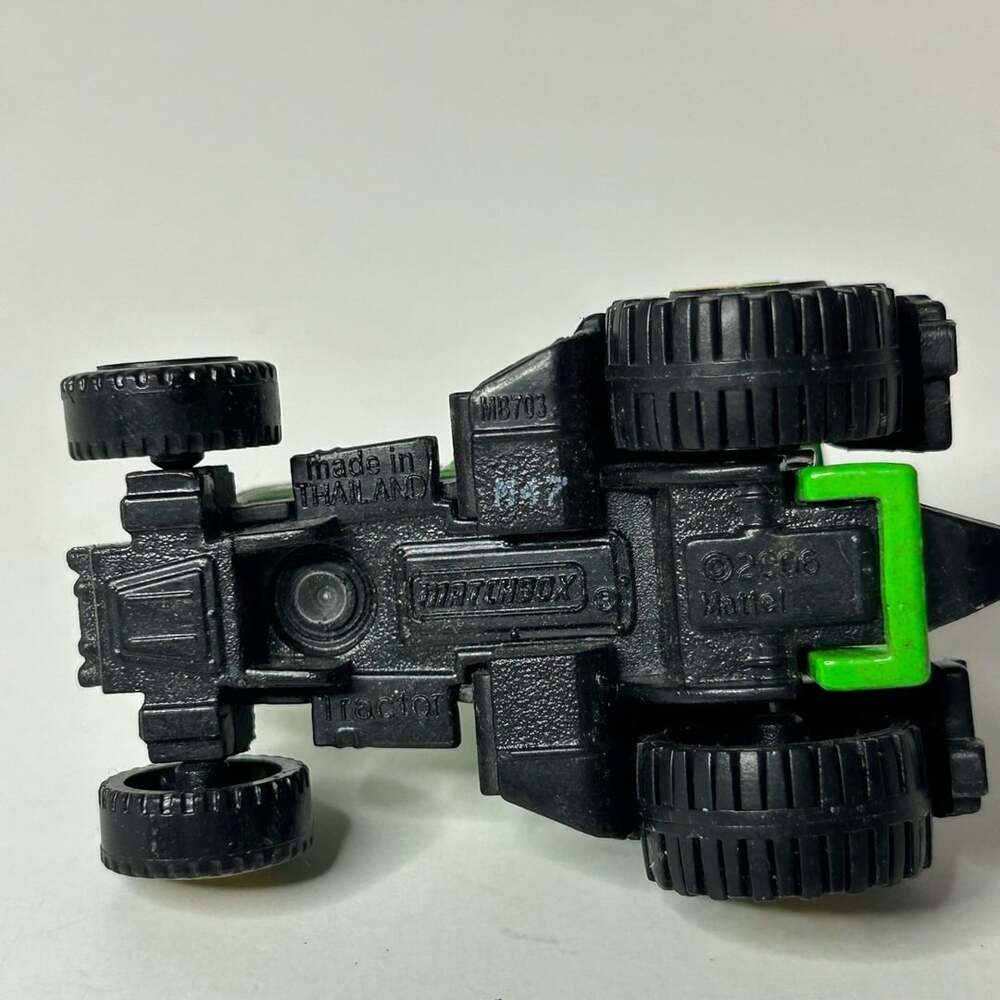 Matchbox Tractor King Farm Fresh Green Diecast Toy Vehicle - Picture 6 of 7